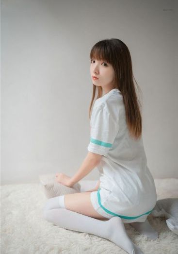 午夜精品免费_超清在线播放